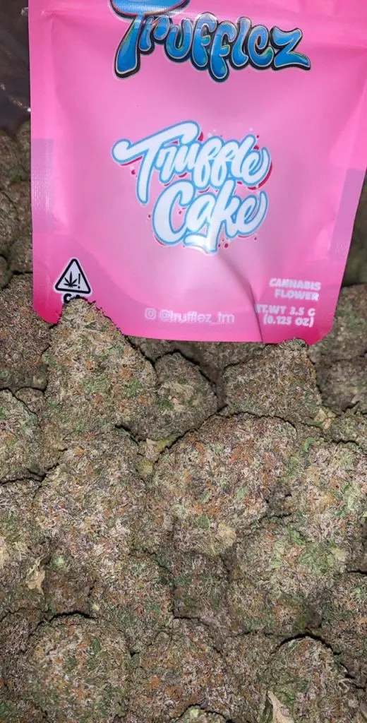 TRUFFLE-CAKE.webp TRUFFLE CAKE STRAIN - Afbeelding 1