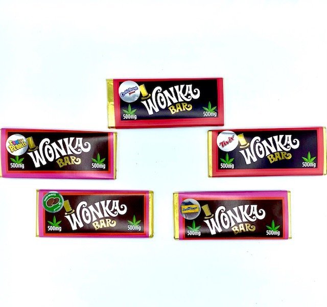 img_8699-1.jpg WONKA BAR- 300MG- SEA SALT CARAMEL - Image 1